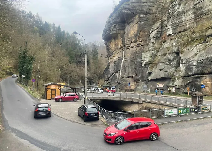 Soutesky 招待所 3*